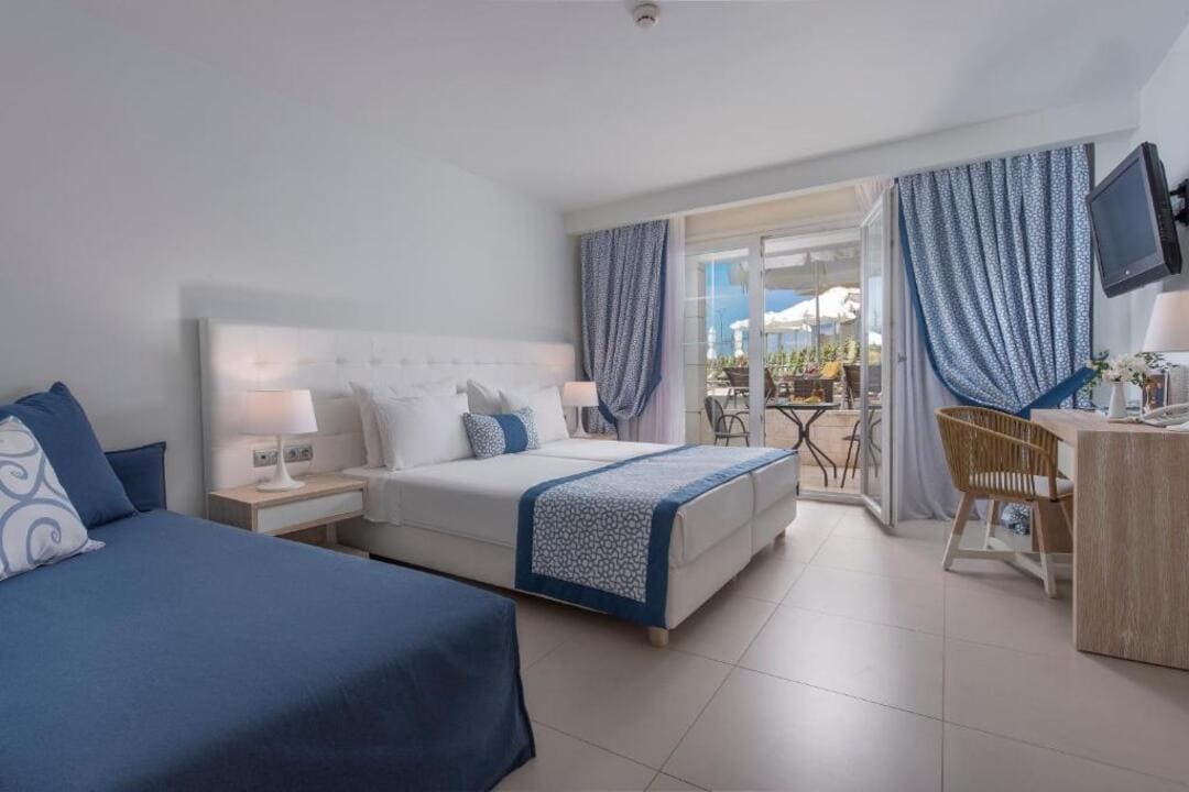 superior-room-gv.jpg