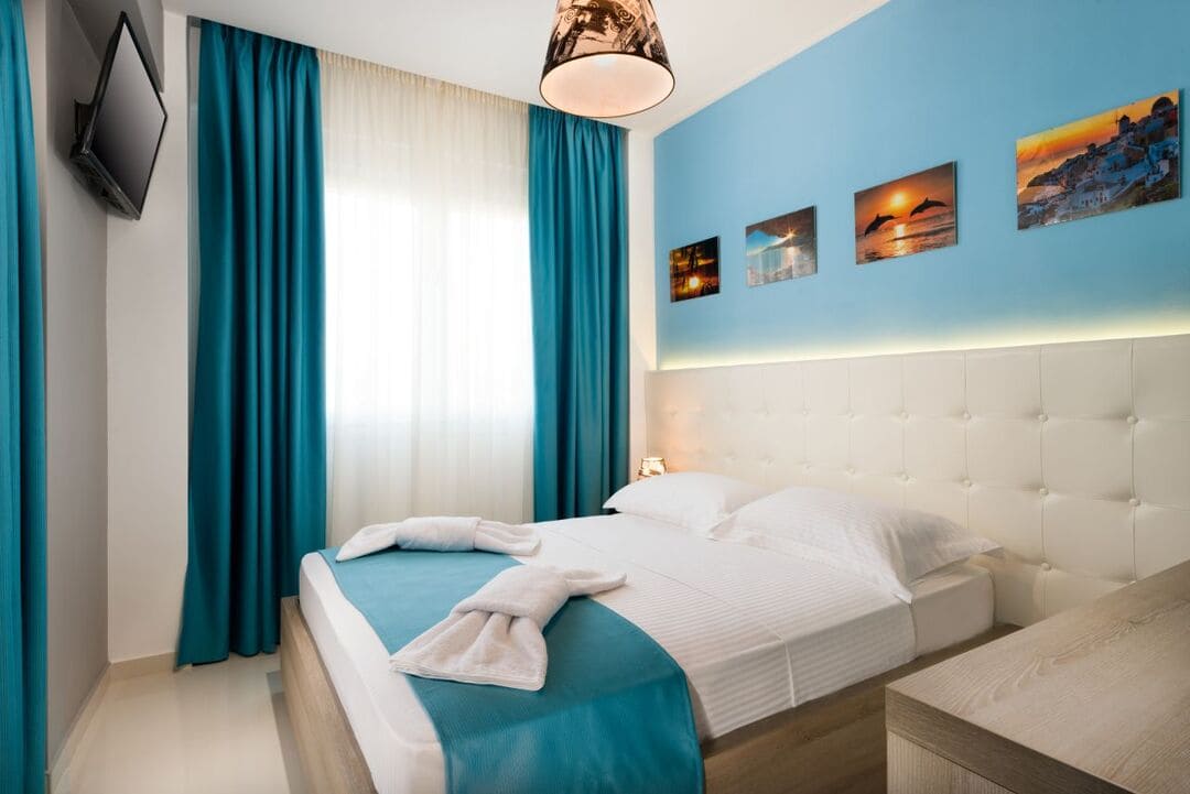 1Lagaria-palace-afytos-single.jpg