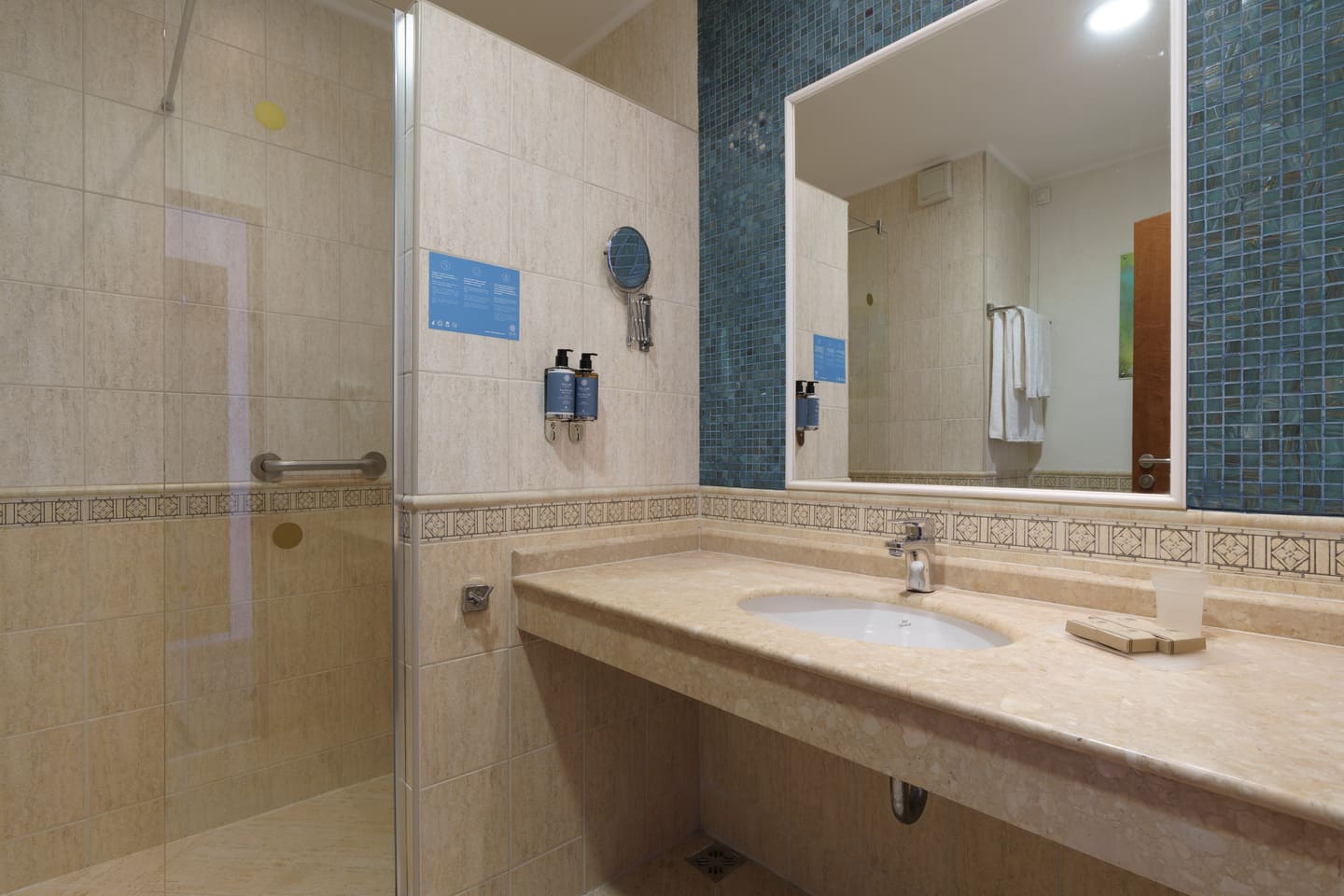 DBL_SV_Bathroom.jpg