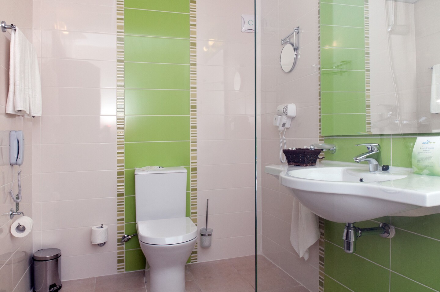 DBL_Bathroom_1.jpg