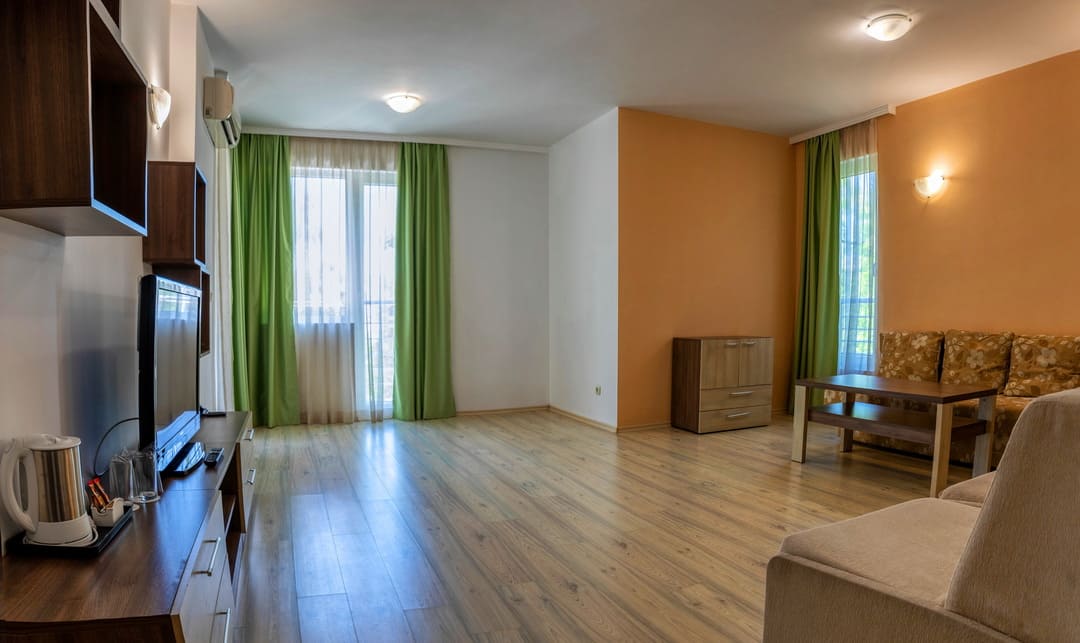Room_Suite_1.jpg
