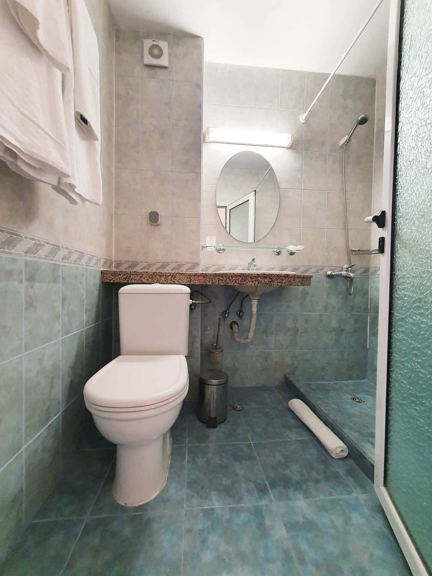 DBL_Bathroom.jpeg