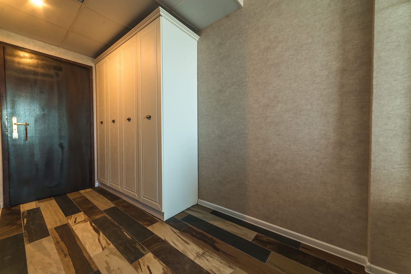 Studio_Small_2.jpg
