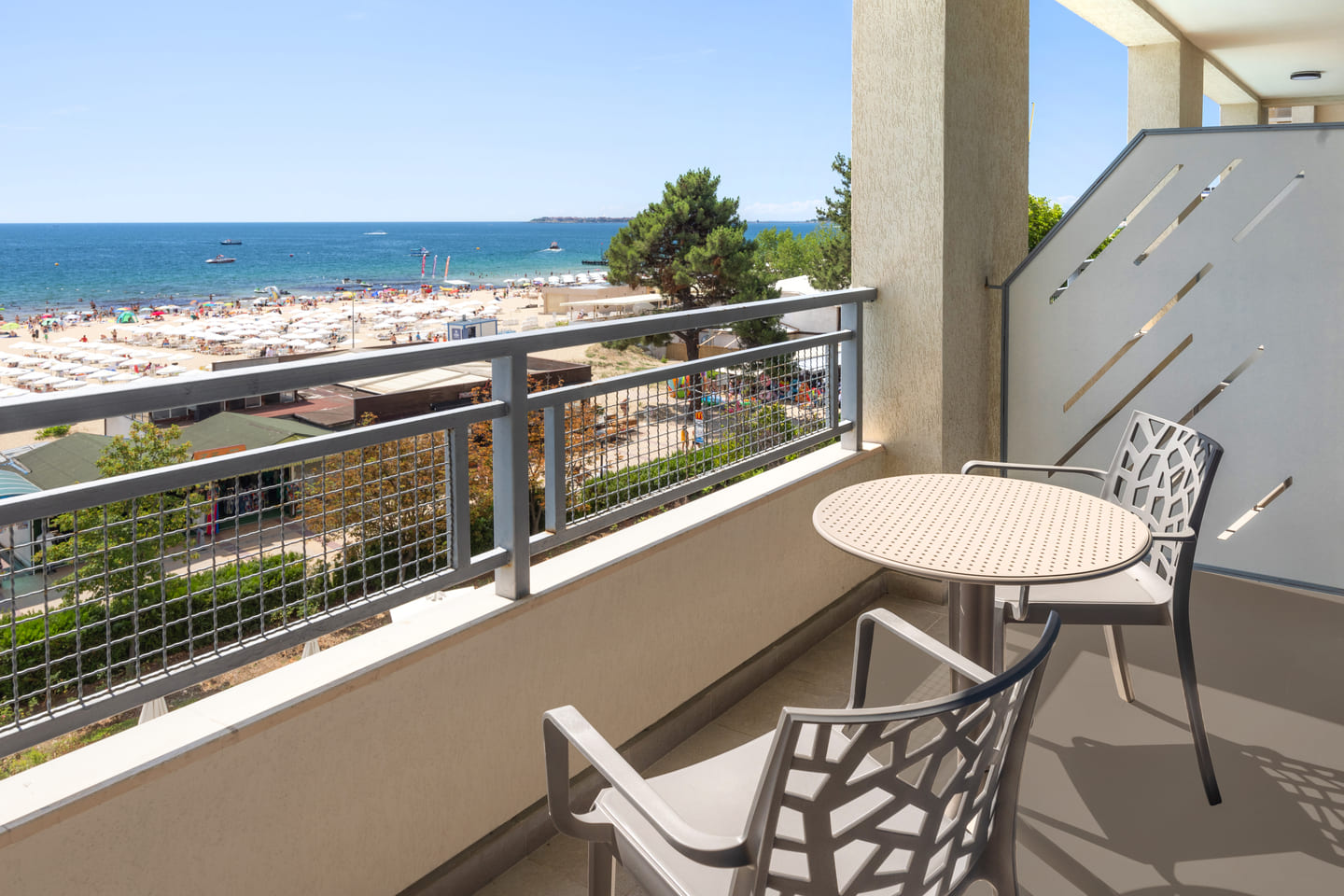App_Balcony_SV.jpg