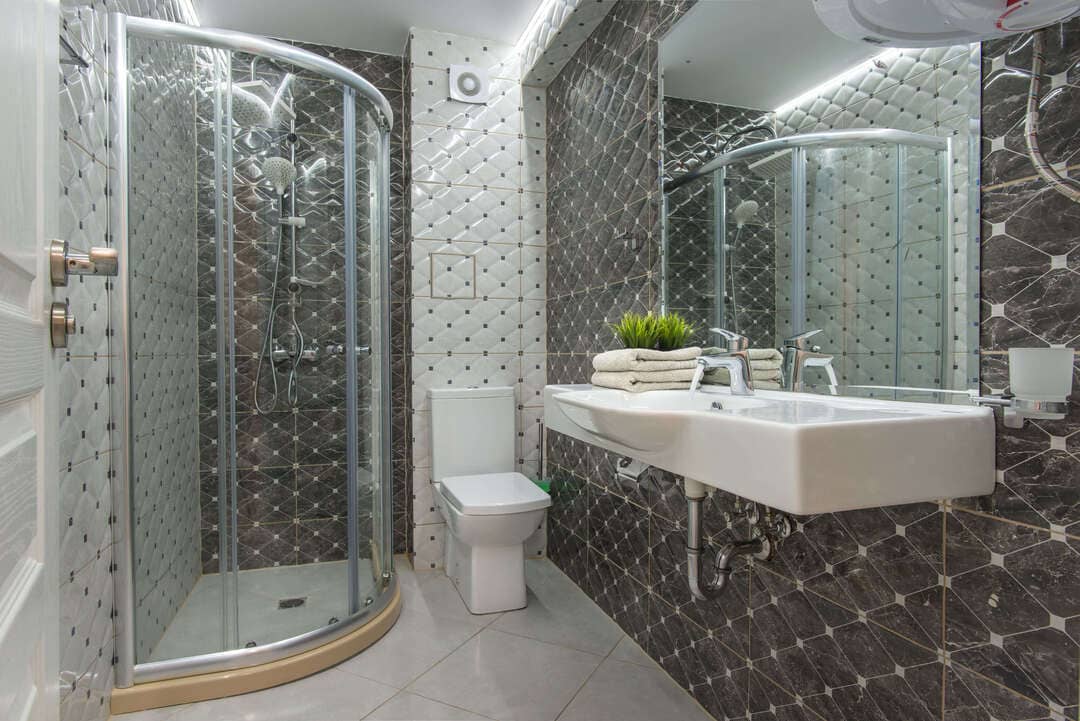 App_Bathroom_1.jpg