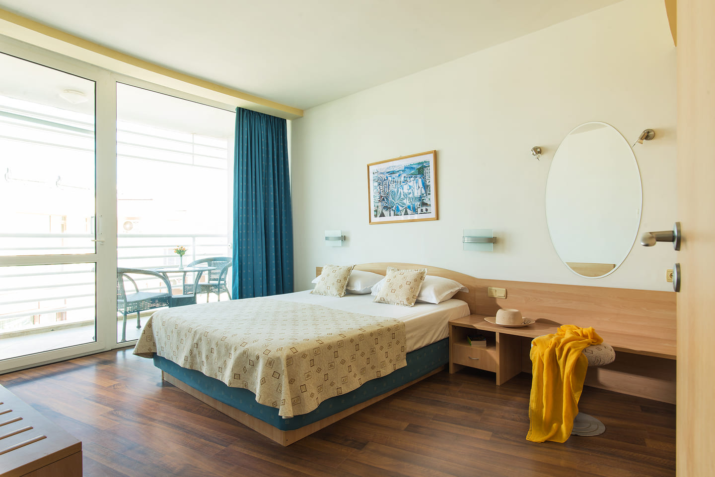 App_1_Bed_1.jpg