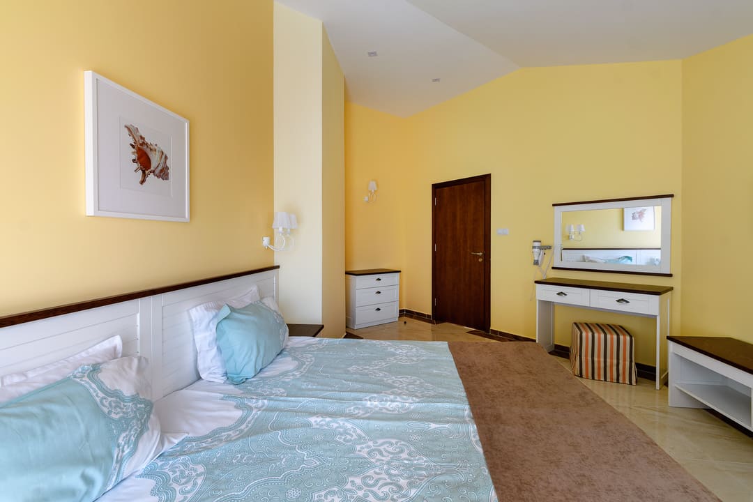 App_1_Bed_2.jpg
