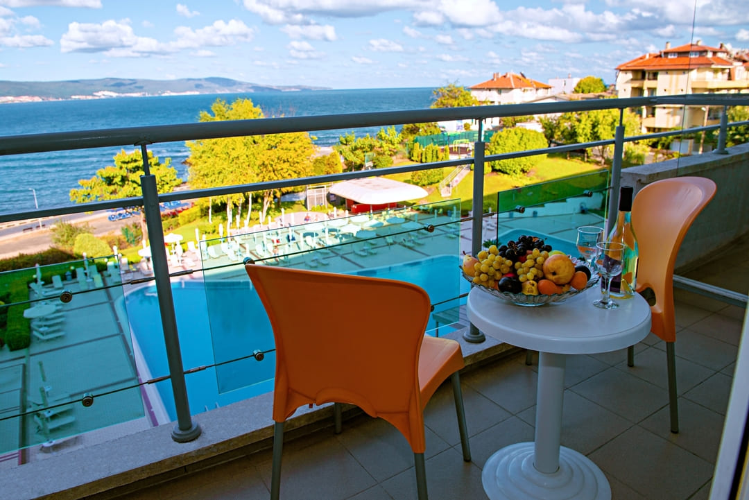 DBL_Sea_Balcony_1.jpg
