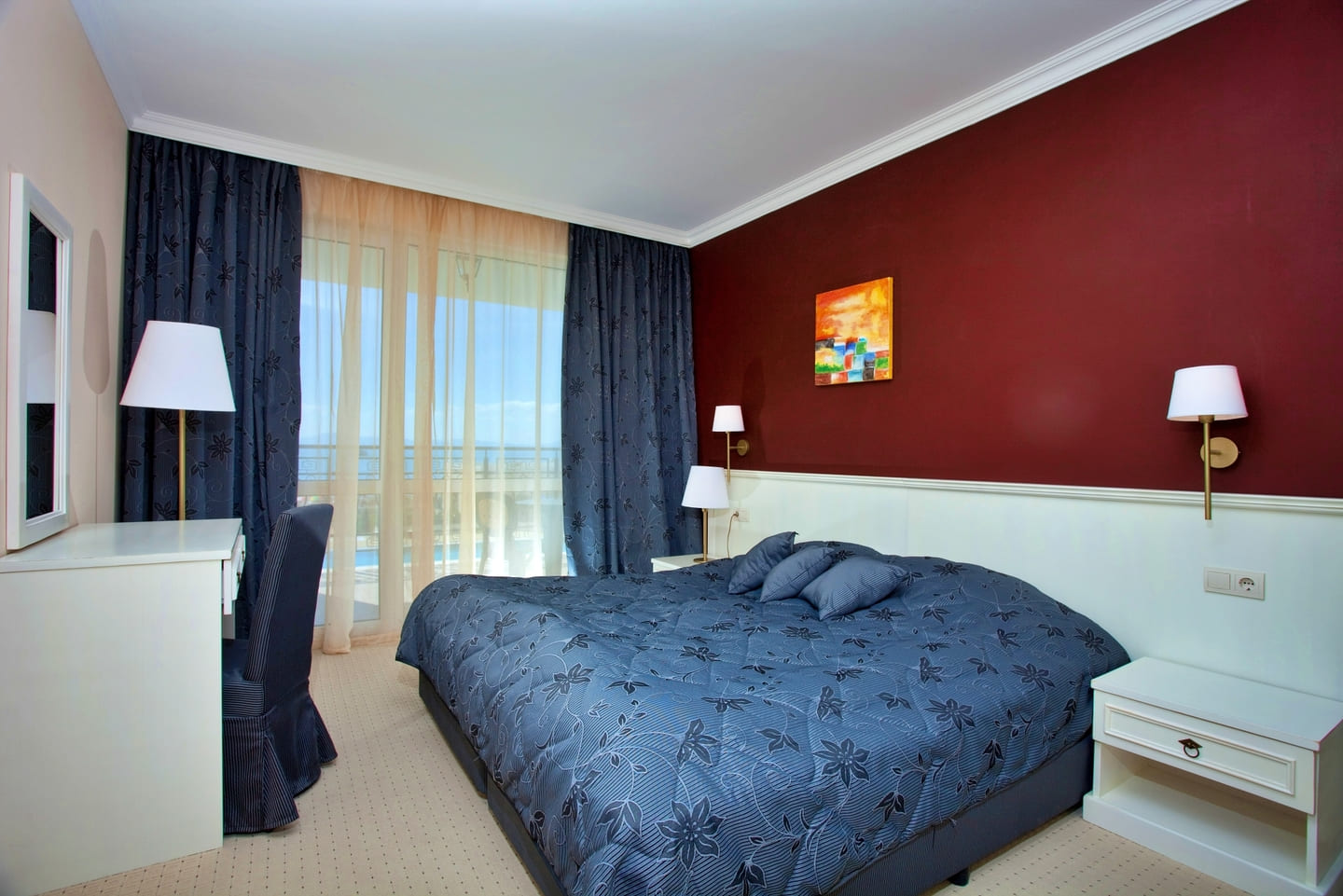 Suite_City_View_8.jpg