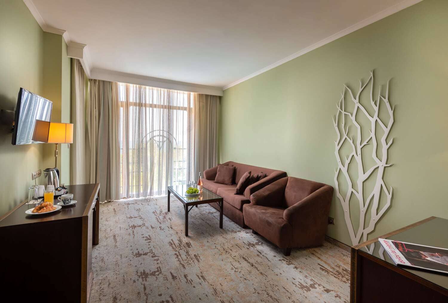 178_Suite_Sea_View_Living_Room.jpg