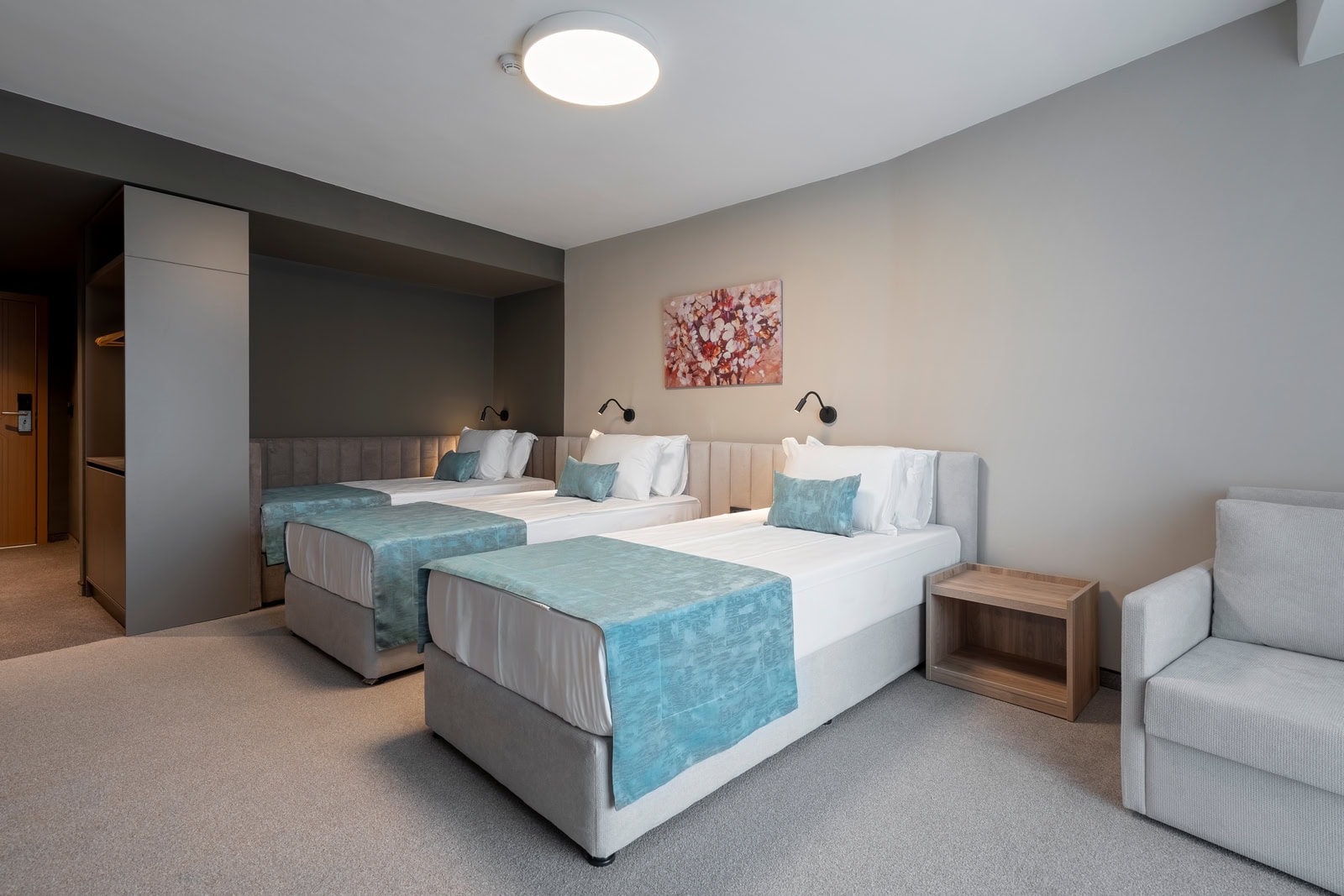 grant_hotel_sunny_beach_double_room_3_adults1.jpg