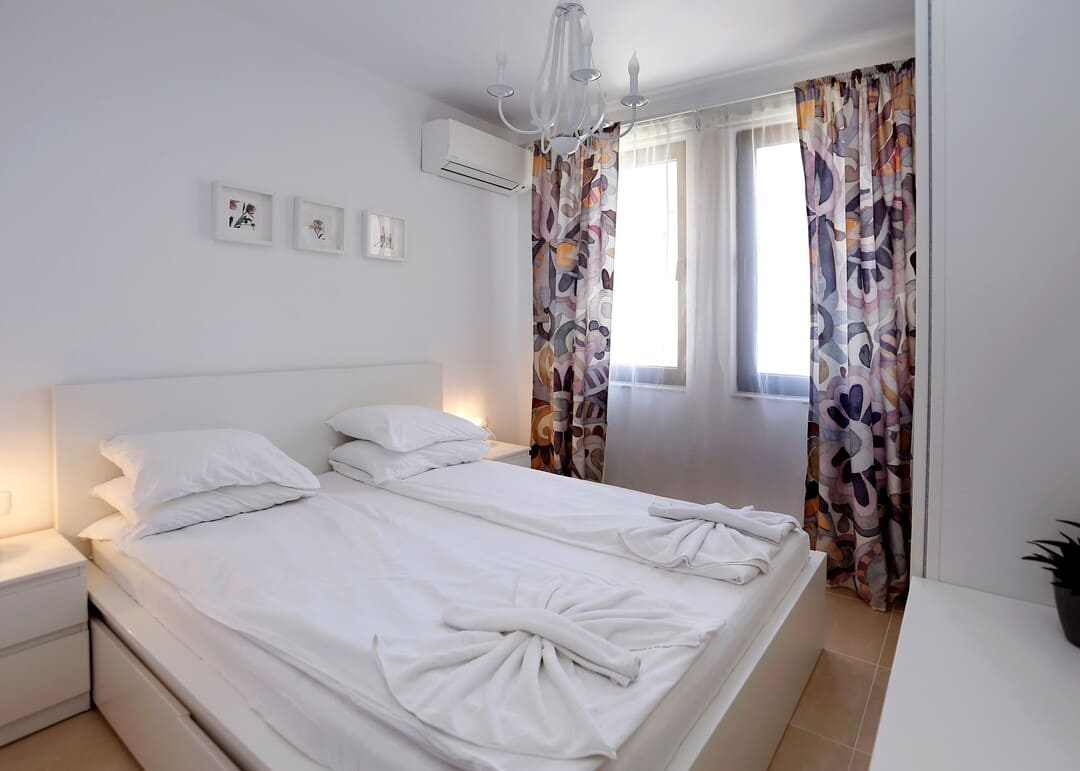 App_1_Bed_Superior_6.jpg
