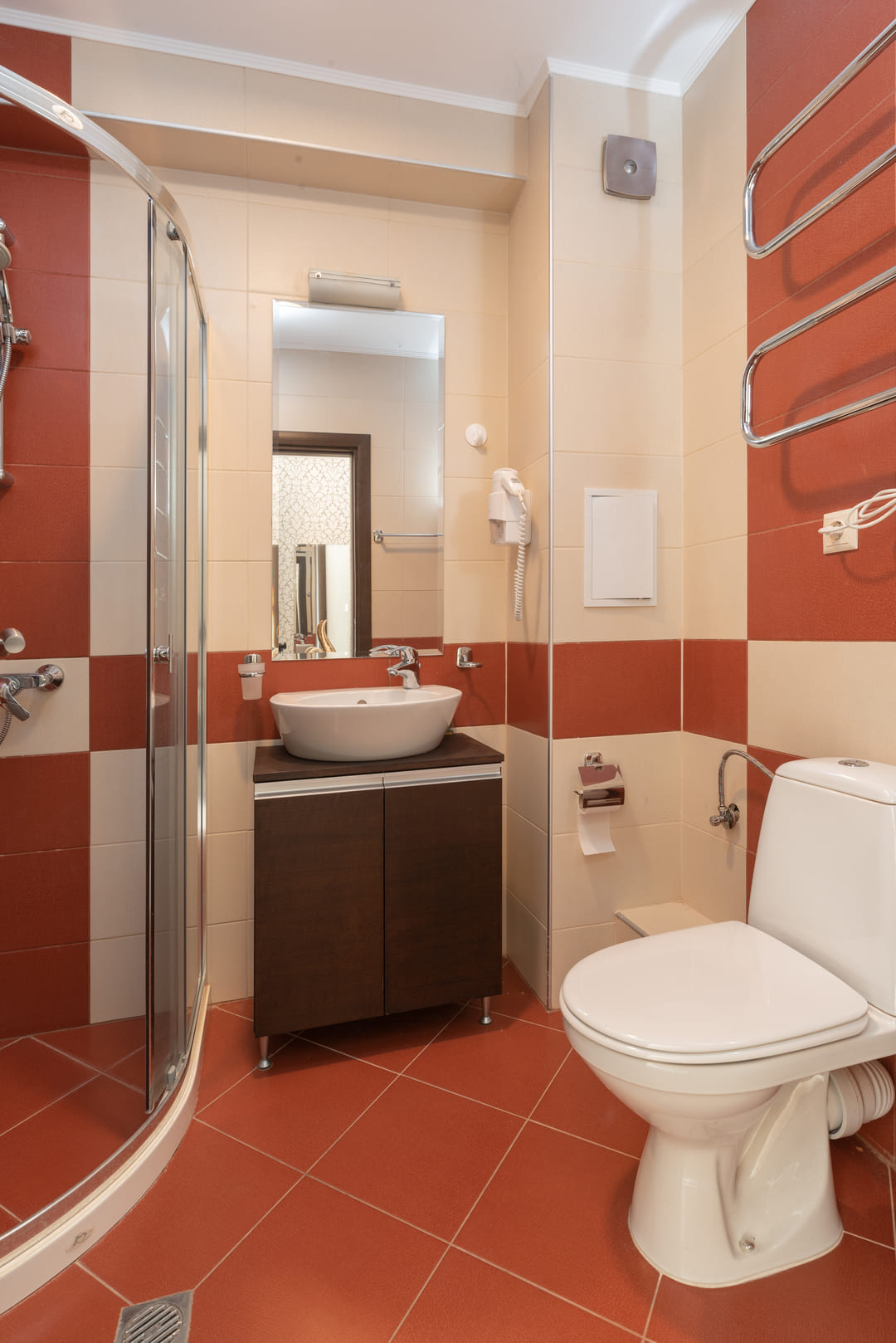 Studio_Standard_Bathroom.jpg