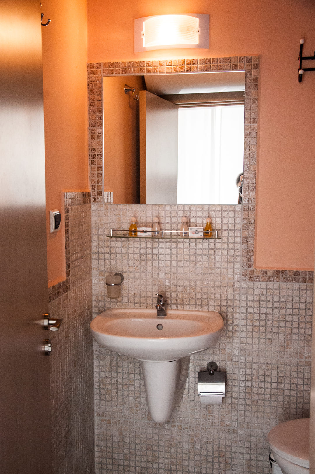 DBL_Bathroom.jpg