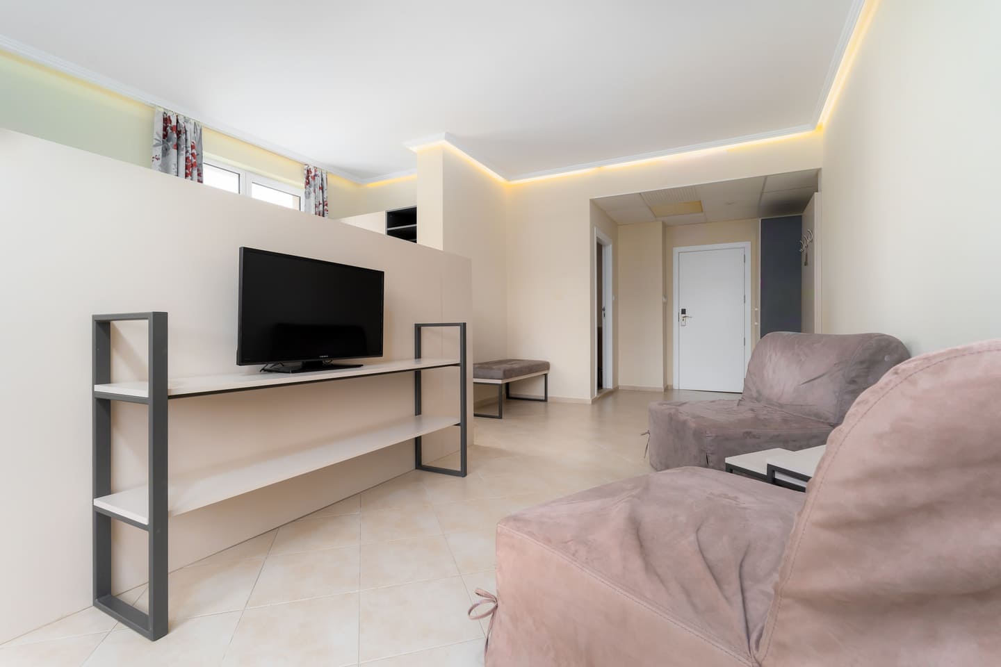 Suite_6.jpg