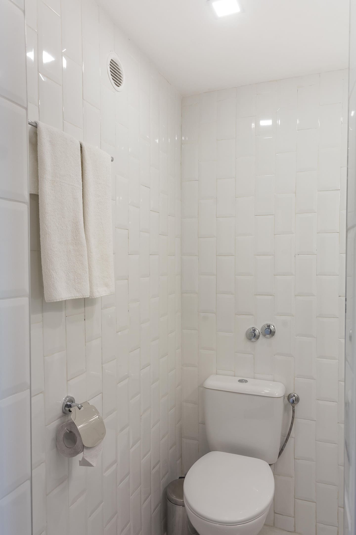 DBL_Bathroom_2.jpg