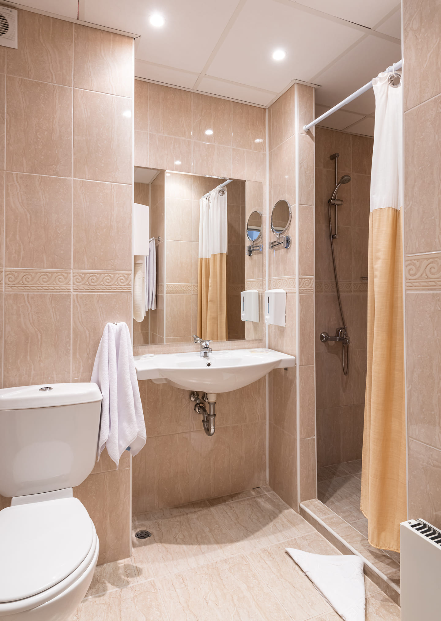 DBL_Bathroom_3.jpg
