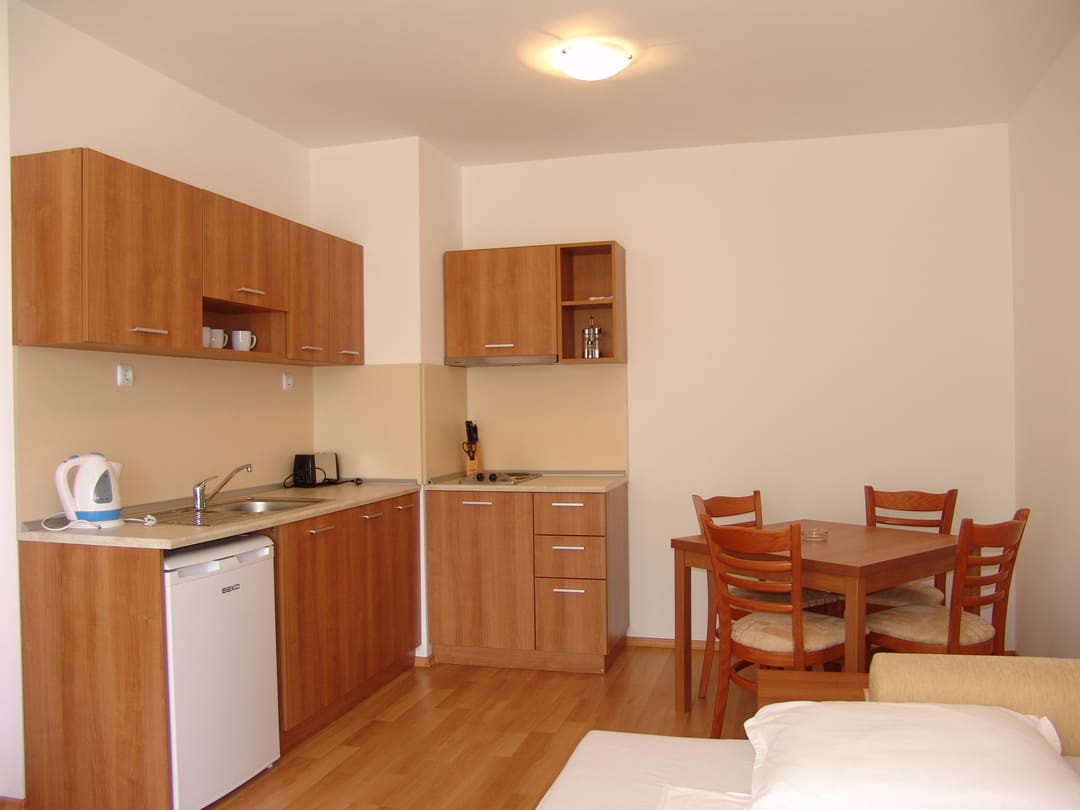 App_1_Bedroom_3.jpg