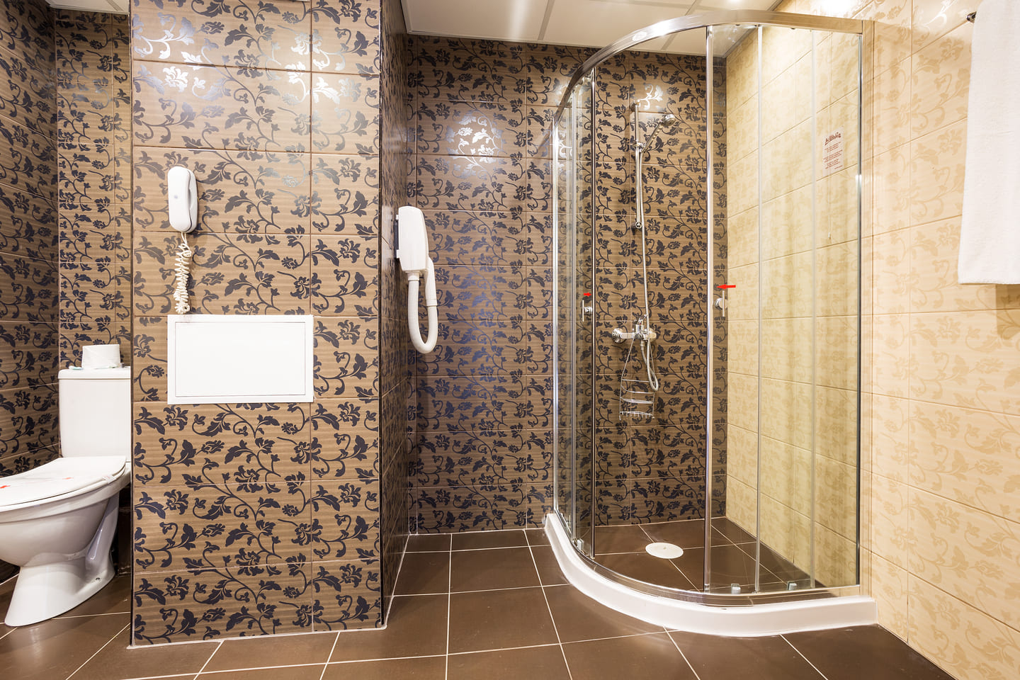 MEZ_Bathroom_2.jpg