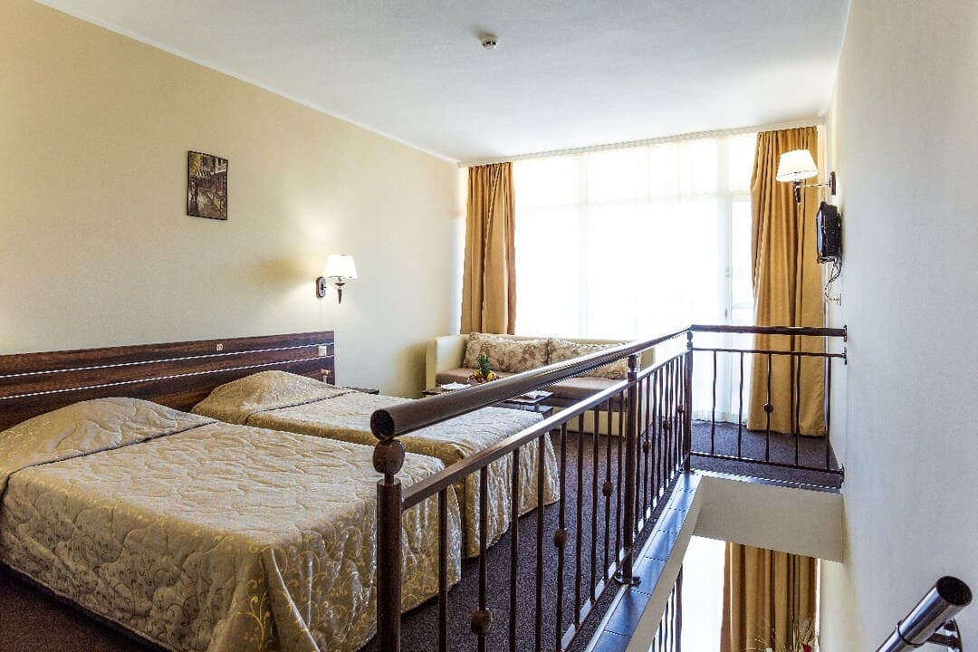 App_Superior_2_Bed_1.jpg