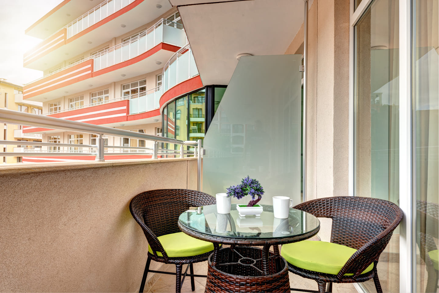App_Balcony_1.jpg