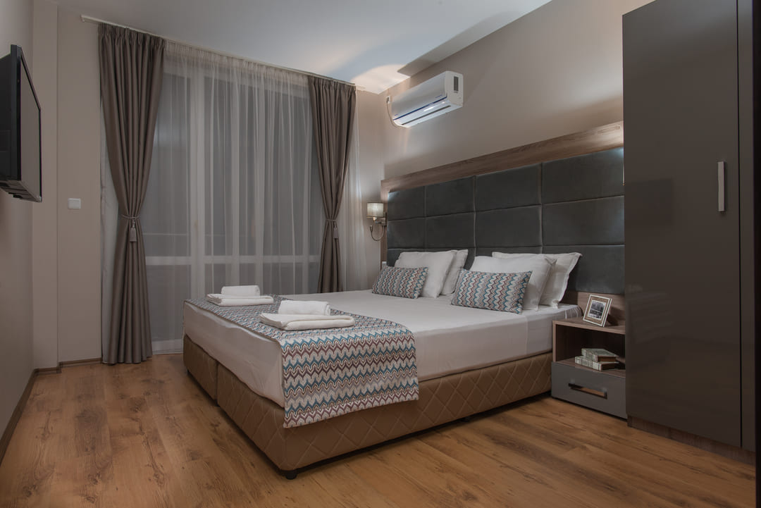 App_1_Bed_5.jpg