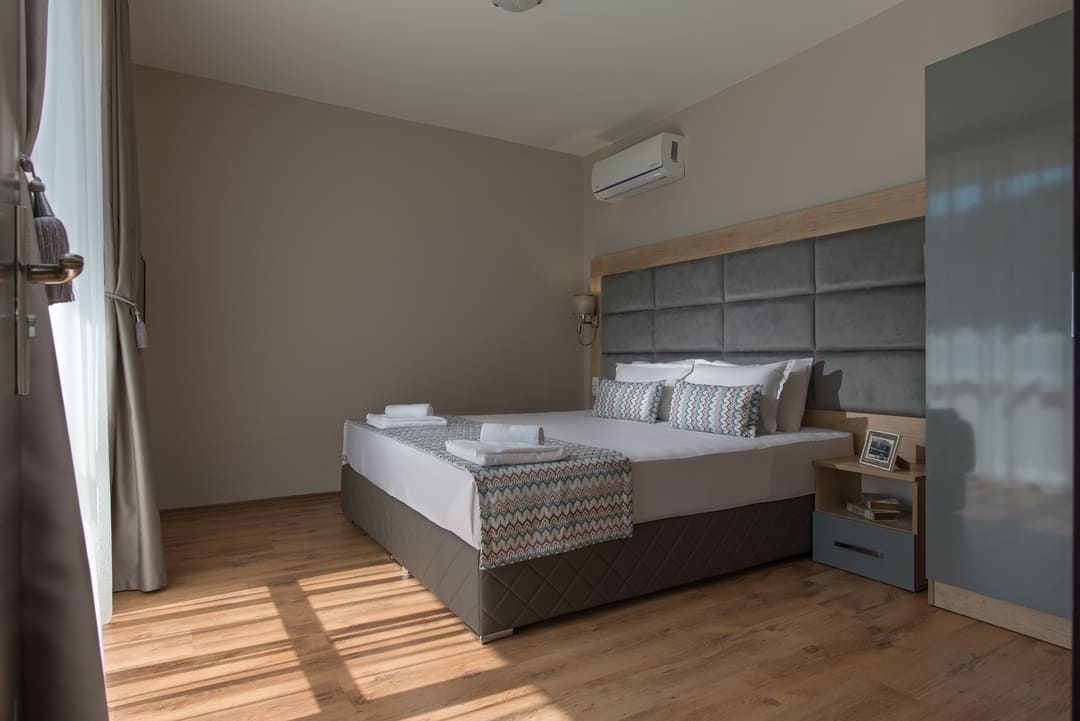 App_1_Bed_6.jpg