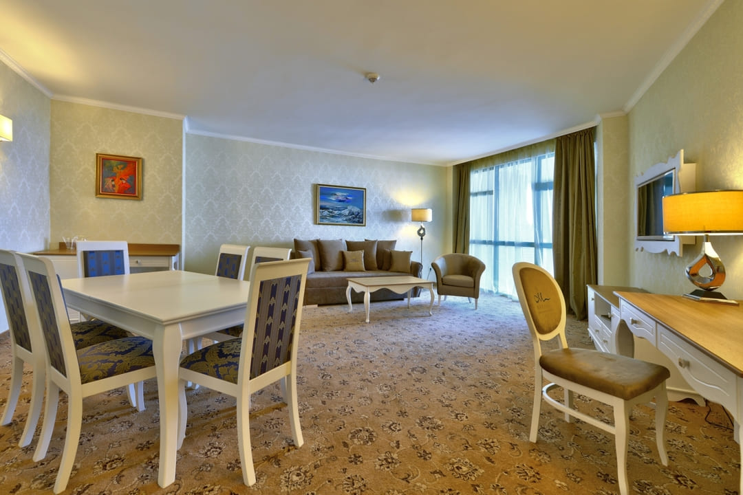 Suite_Deluxe.jpg