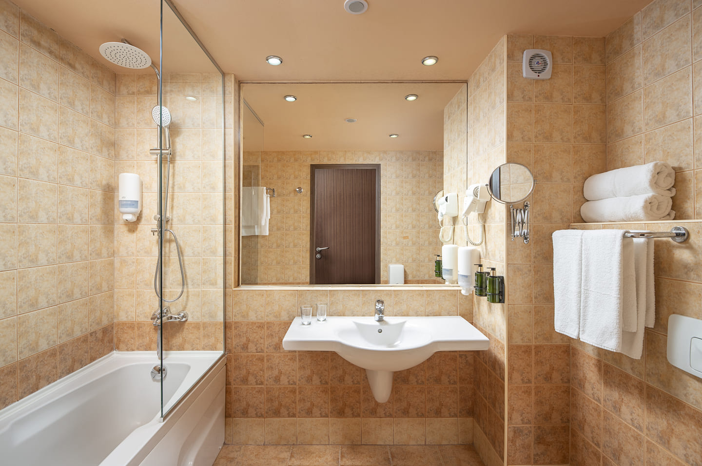 DBL_Bathroom.jpg