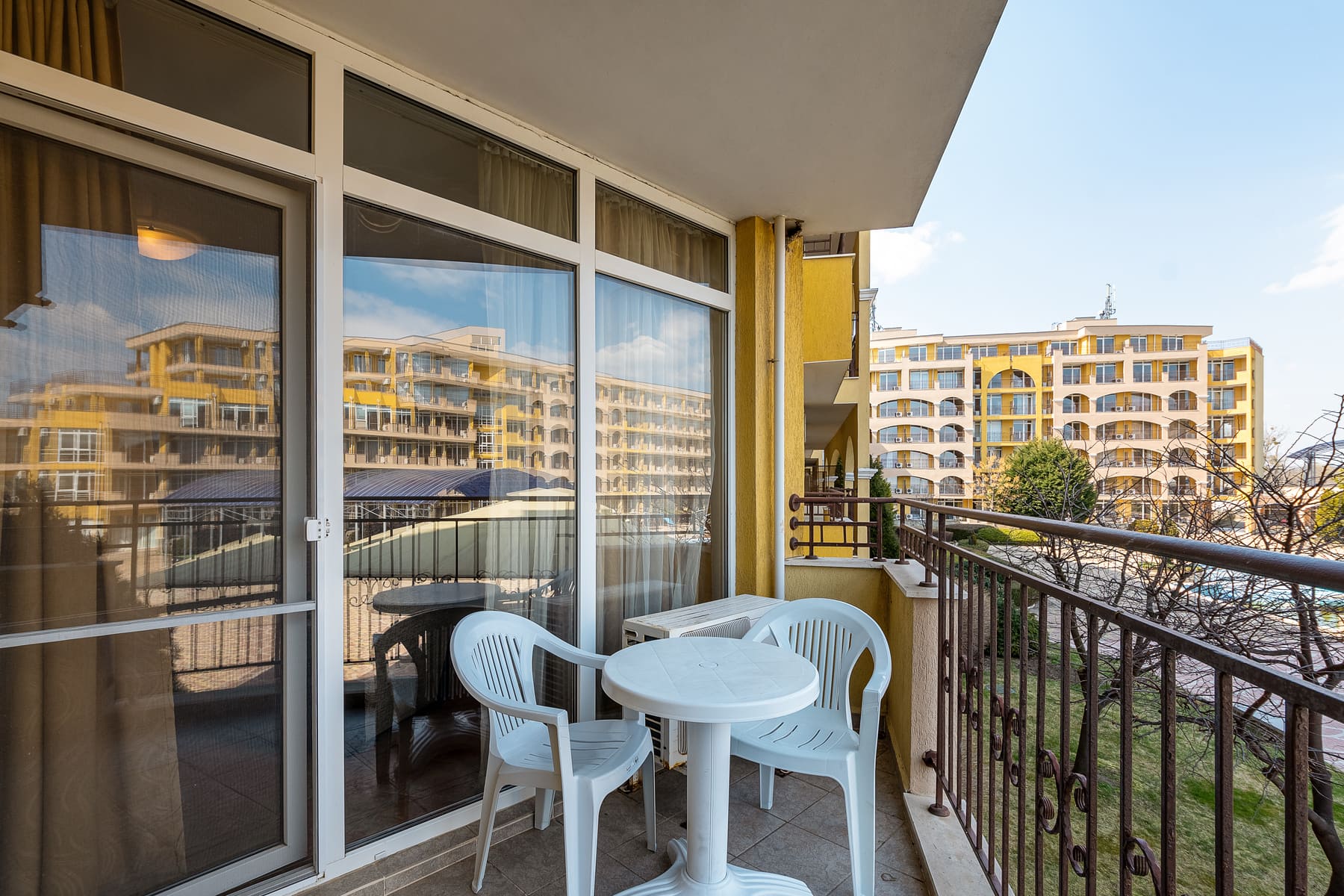App_2_Bed_Balcony.jpg