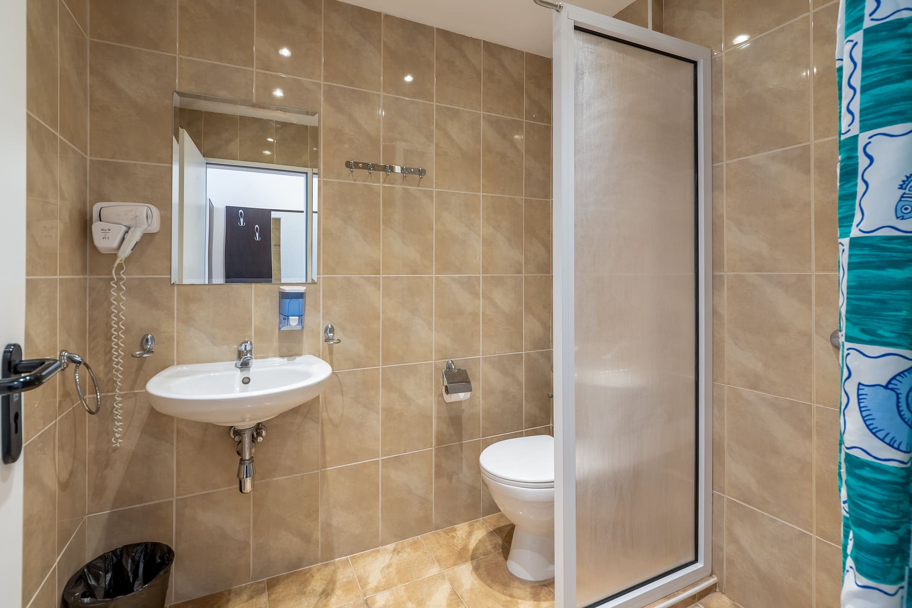 FAM_Bathroom_1.jpg