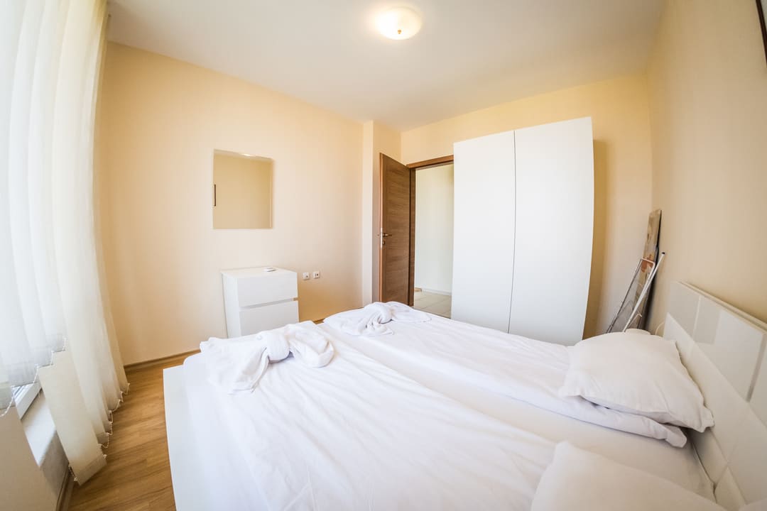App_1_Bed_4.jpg