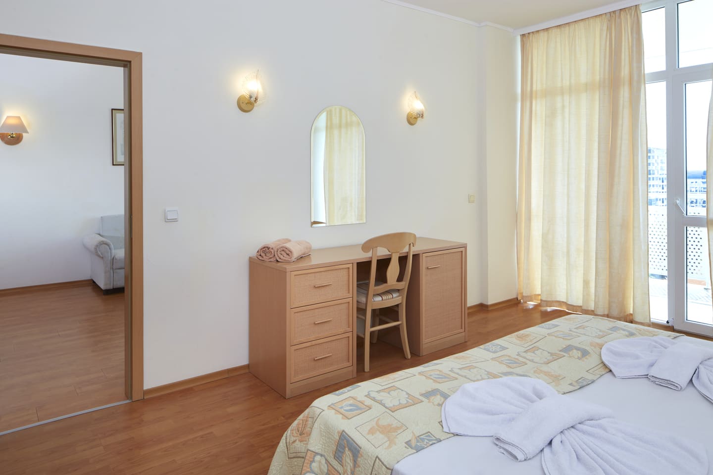 App_1_Bedroom_11.jpg