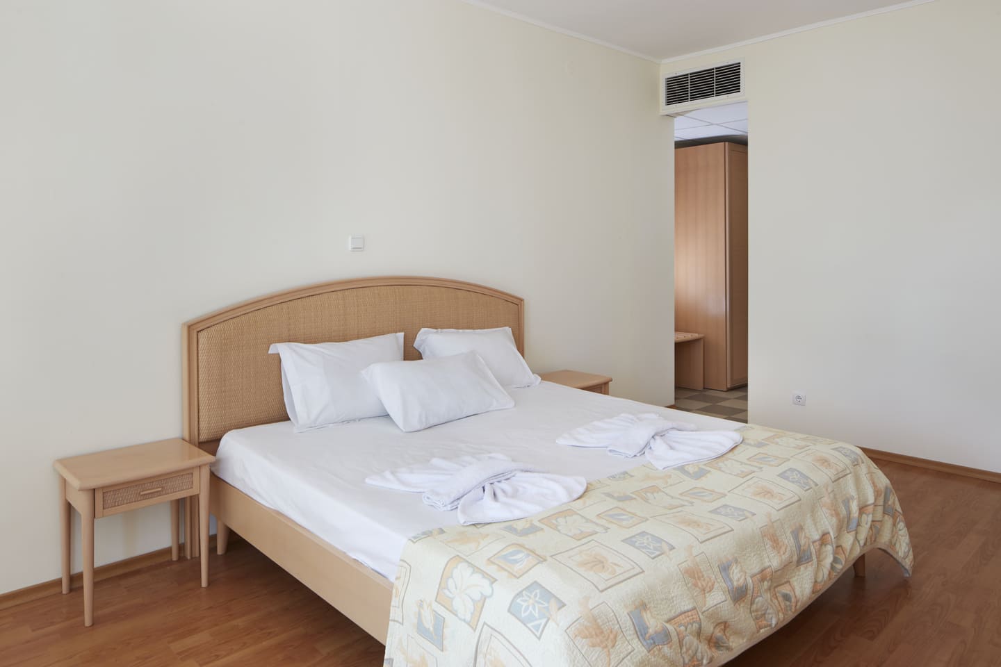 App_1_Bedroom_13.jpg