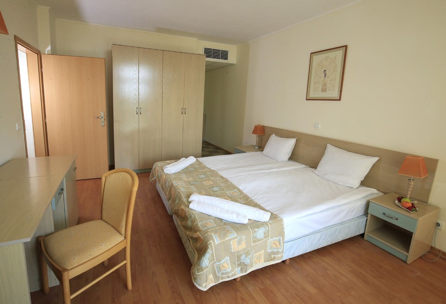 App_1_Bedroom_5.jpg