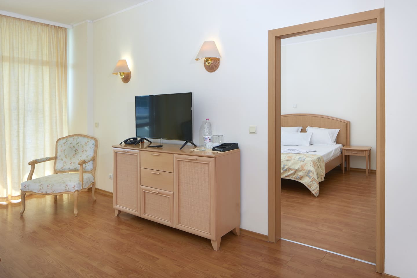 App_1_Bedroom_7.jpg