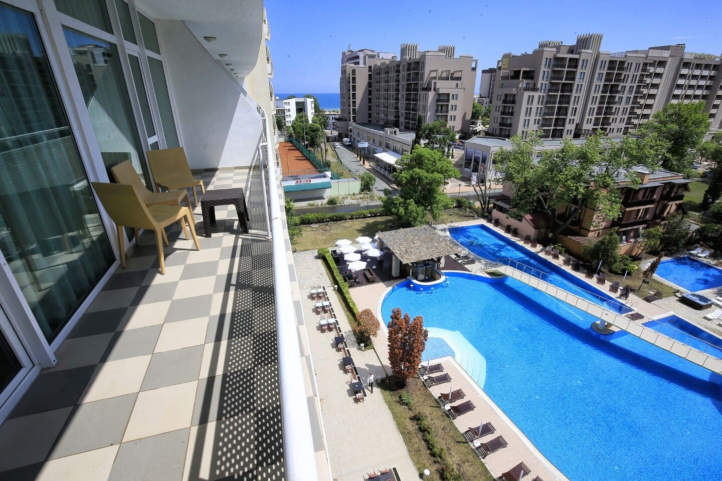 App_1_Bedroom_Balcony.jpg