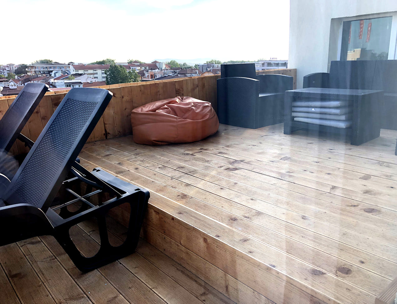 App_Terrace_1.jpg