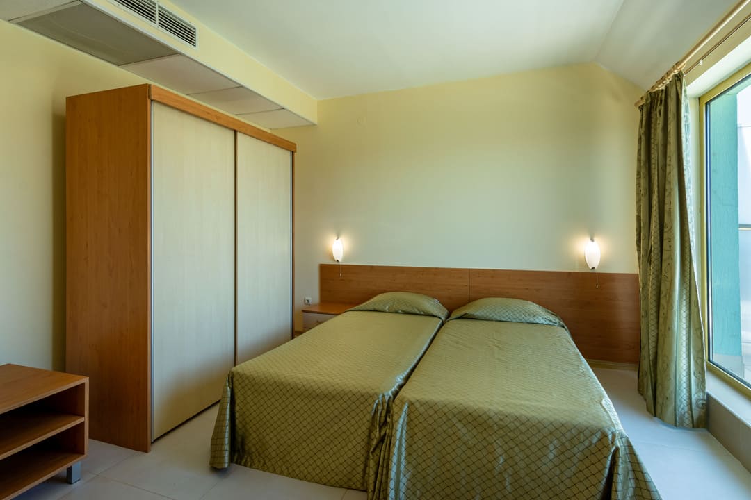 App_2_Bed_4.jpg