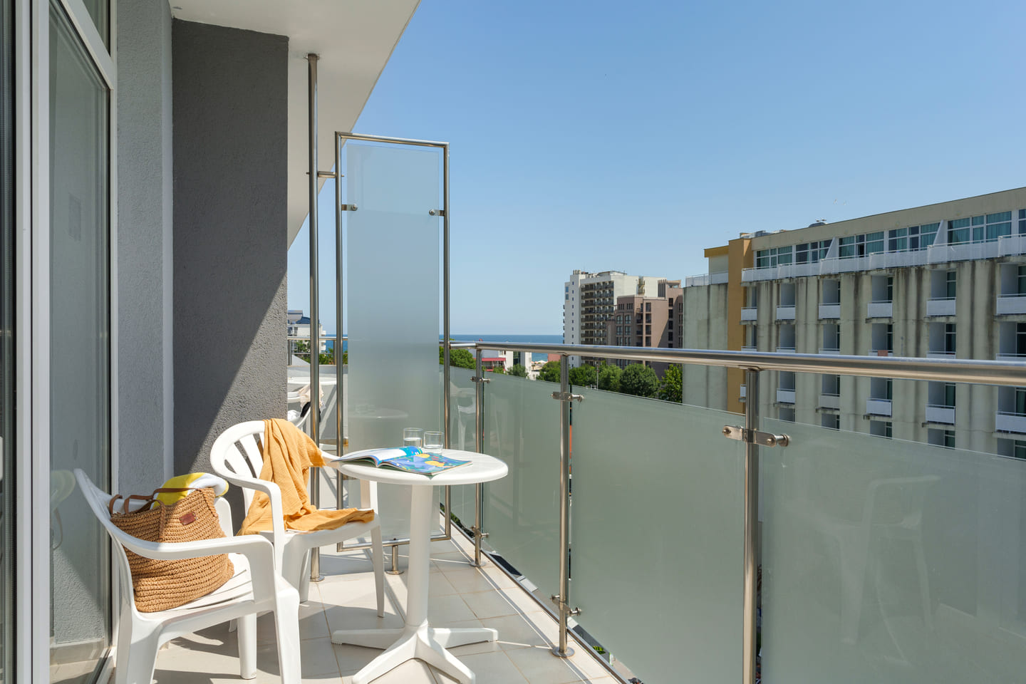 DBL_Deluxe_Balcony.jpg