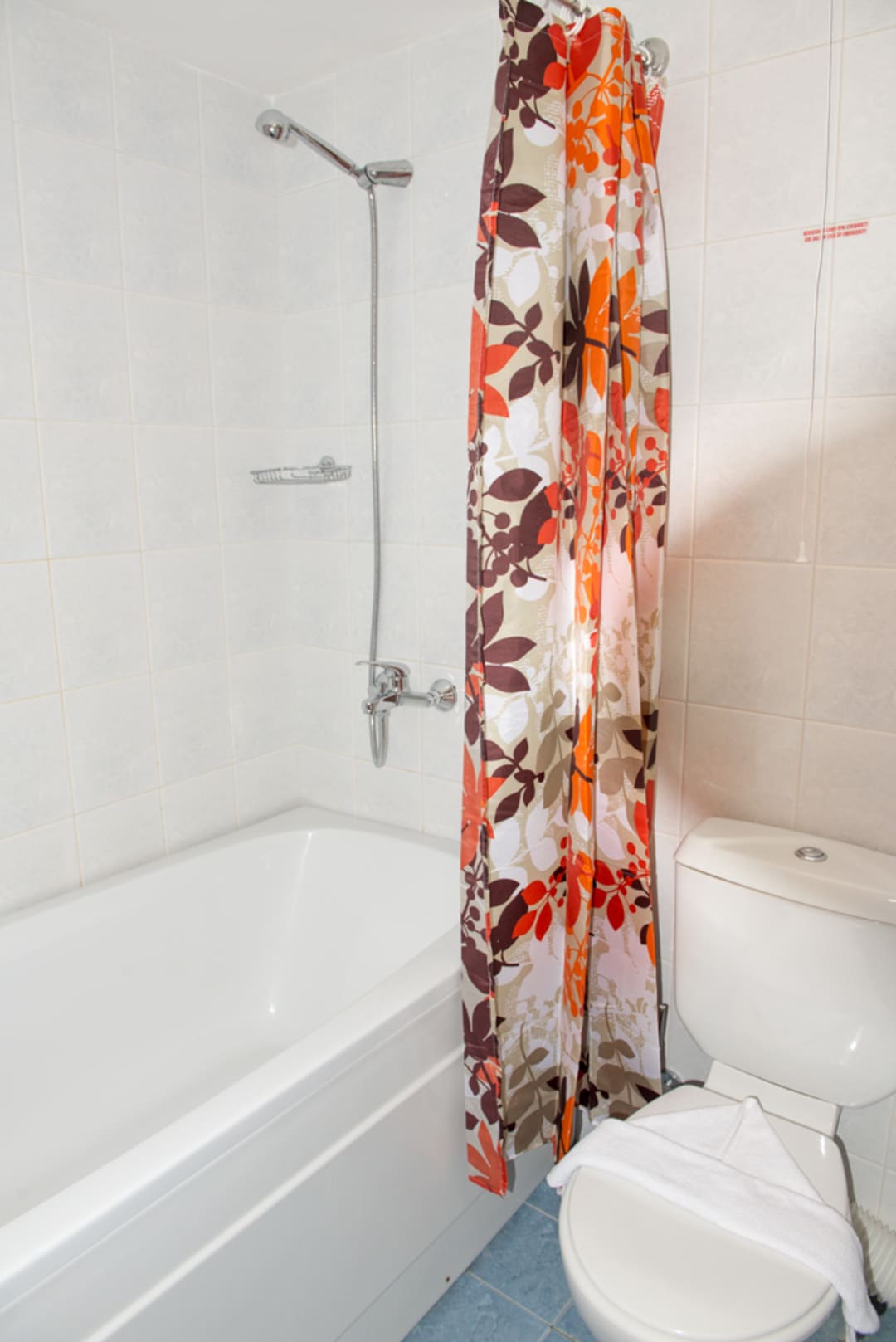 App_Bathroom.jpg