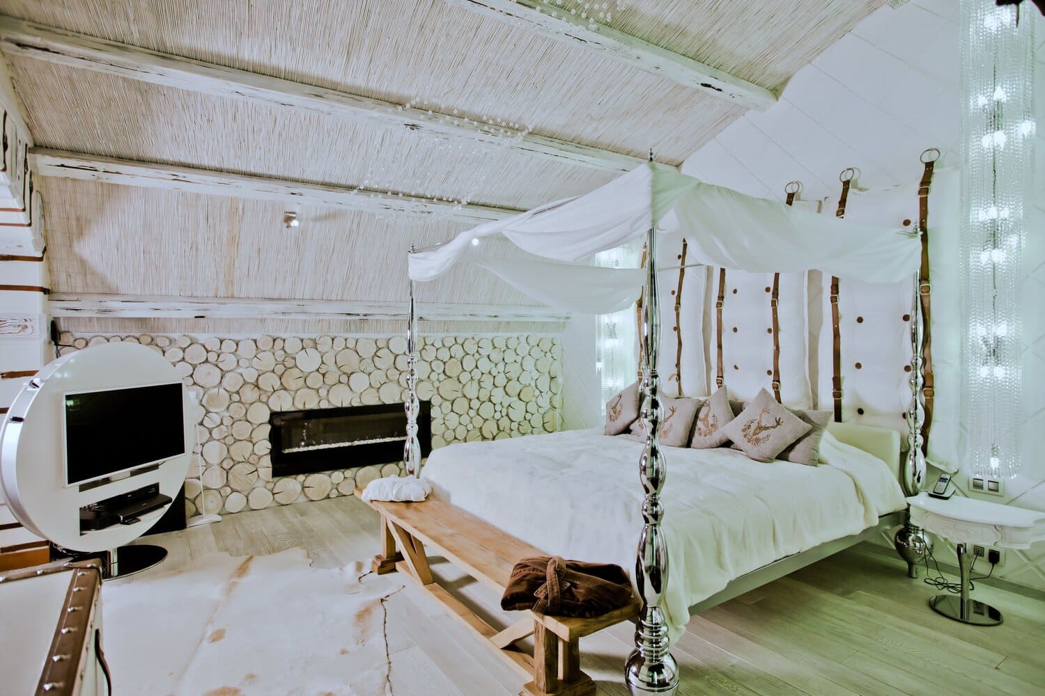 Suit_Zodiak_13.jpg