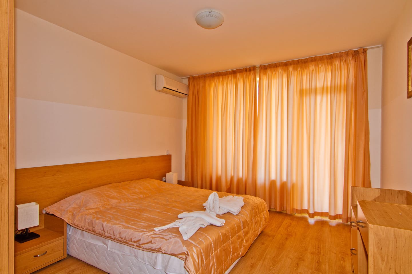 App_1_Bed_4.jpg