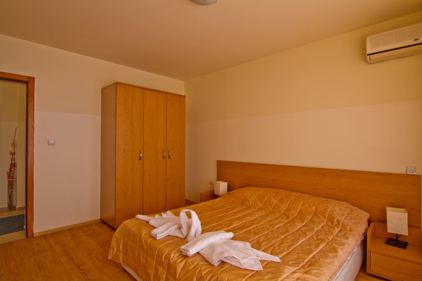 App_1_Bed_5.jpg