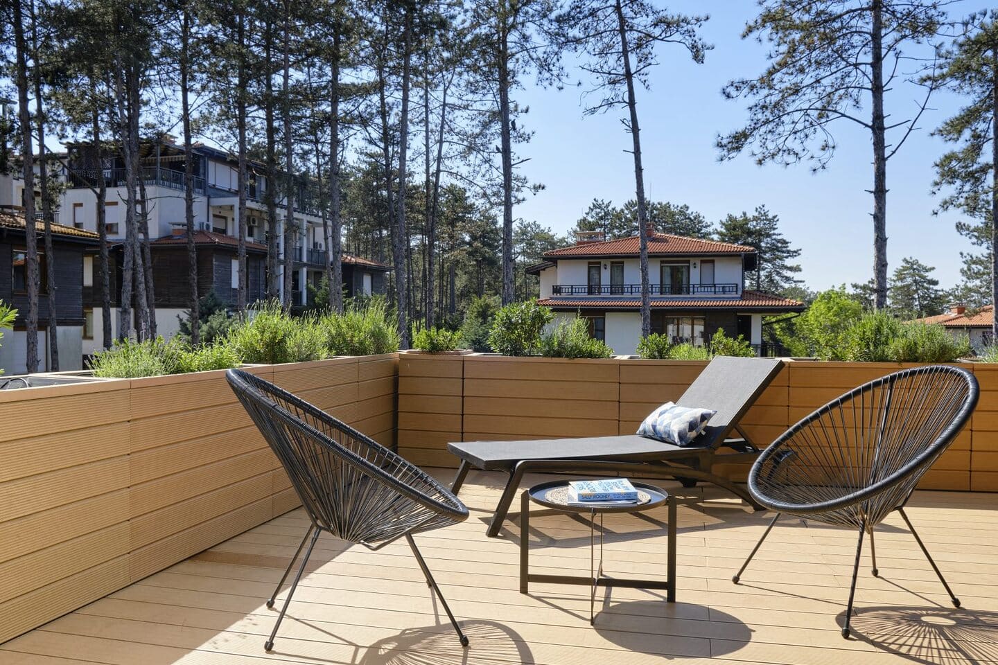 Highlight_Park_Balcony_1.jpg