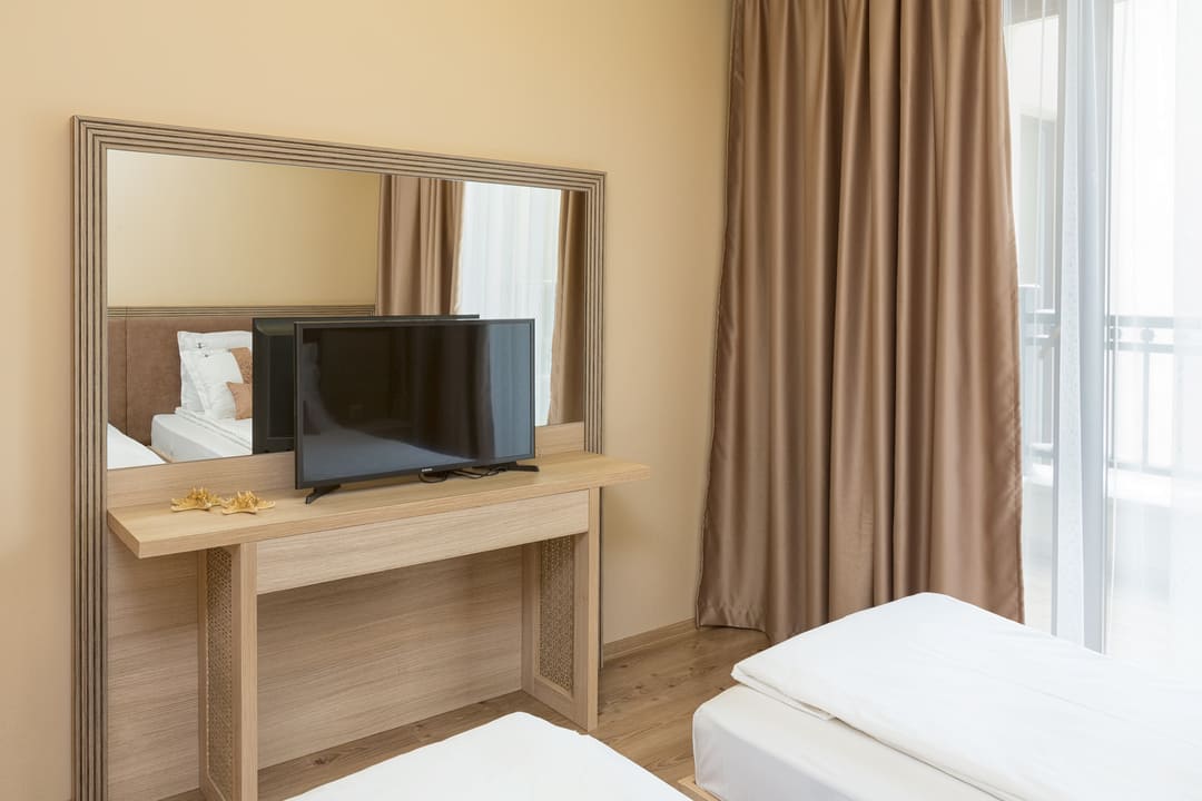 App_2_Bed_6.jpg
