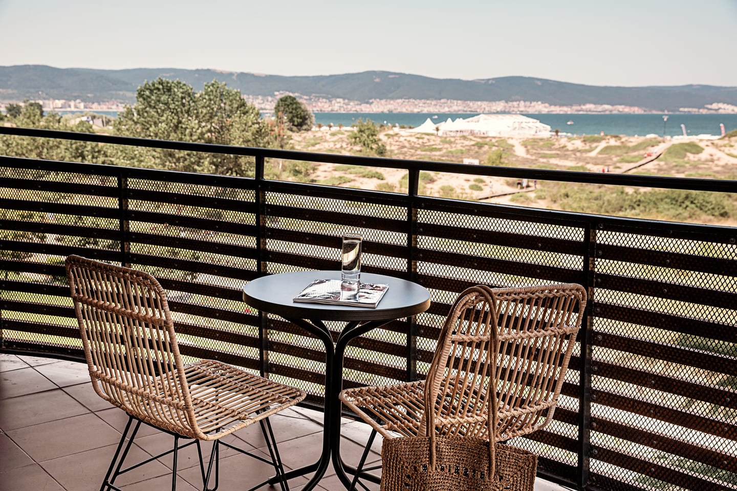 Superior_Sea_Balcony.jpg
