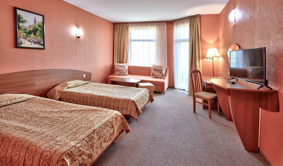 DBL_Estreya_Palace.jpg