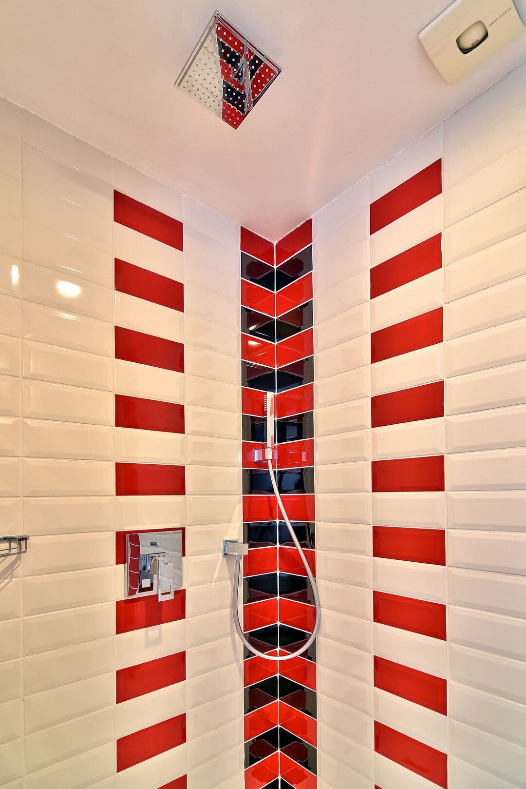 DBL_Bathroom.jpg