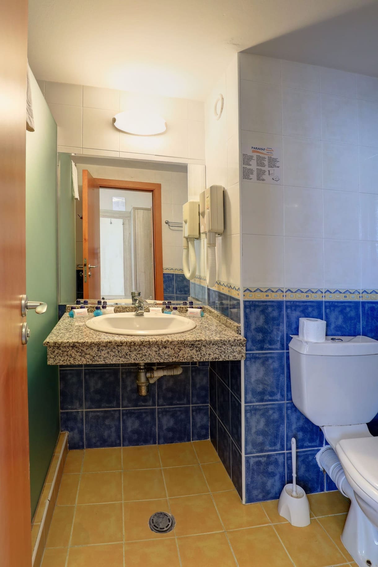 App_Bathroom_2.jpg